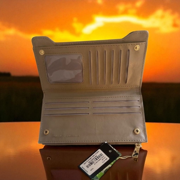 Bagley Mischka Wallet NWT Taupe - Picture 3 of 5